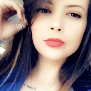 Meet your Posher, Alicia